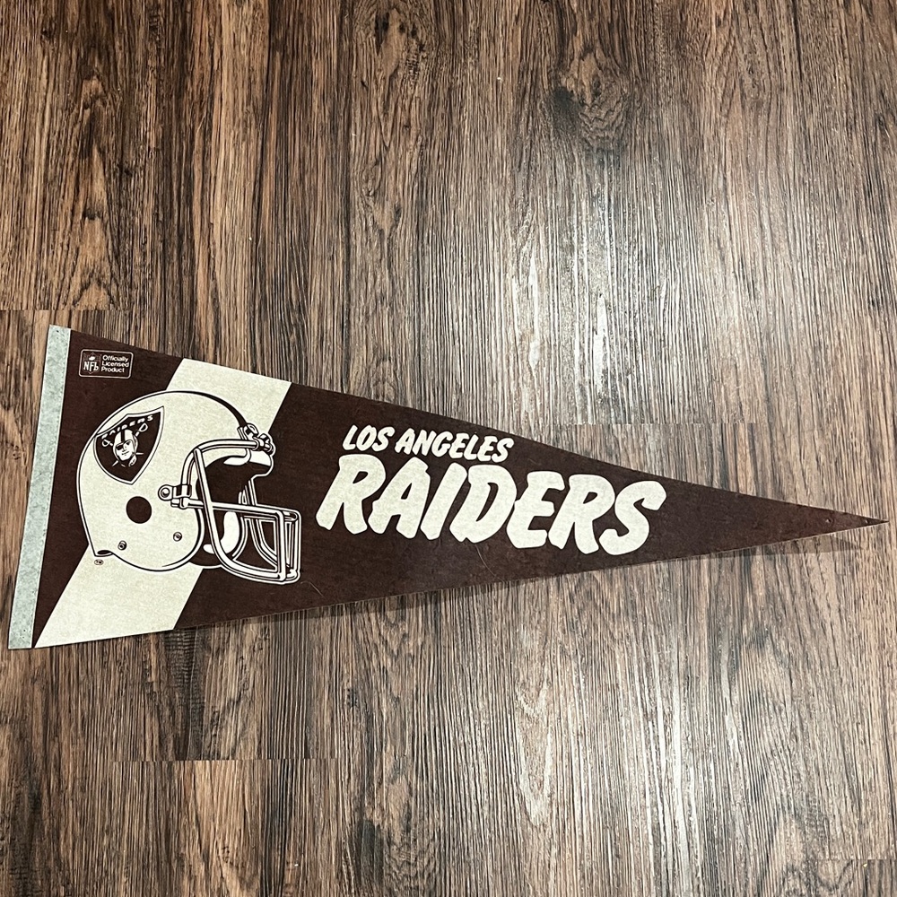 NFL Los Angeles Raiders 1980s Vintage Felt Pennant Flag